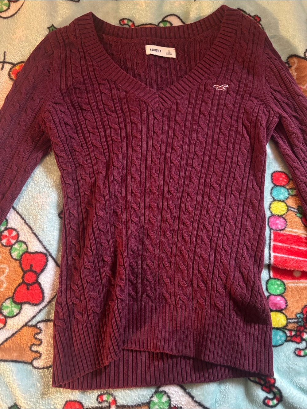Hollister V-neck Sweater